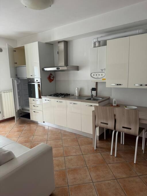 Suite Panoramica Casa Vacanza Di Alex G Oltre il Colle Eksteriør billede