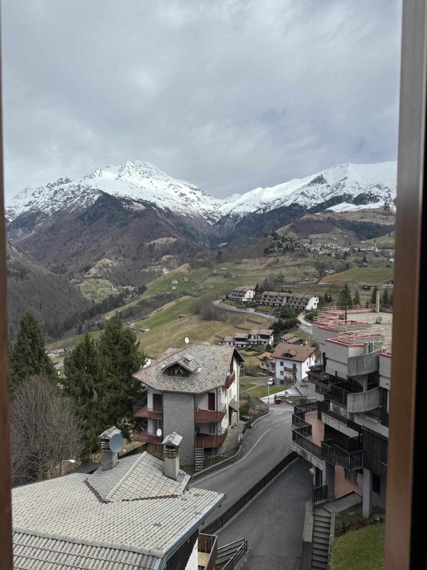 Suite Panoramica Casa Vacanza Di Alex G Oltre il Colle Eksteriør billede