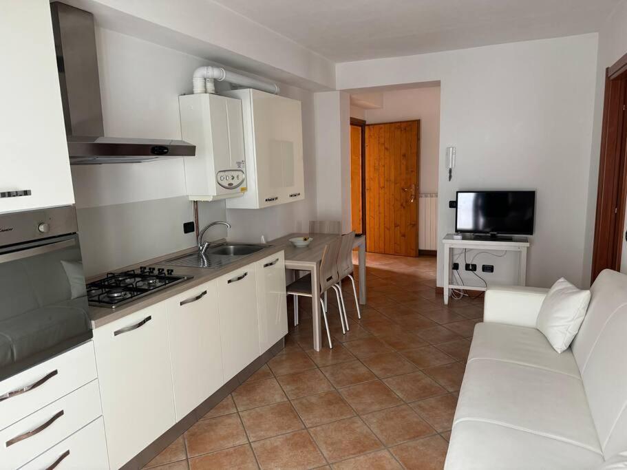 Suite Panoramica Casa Vacanza Di Alex G Oltre il Colle Eksteriør billede